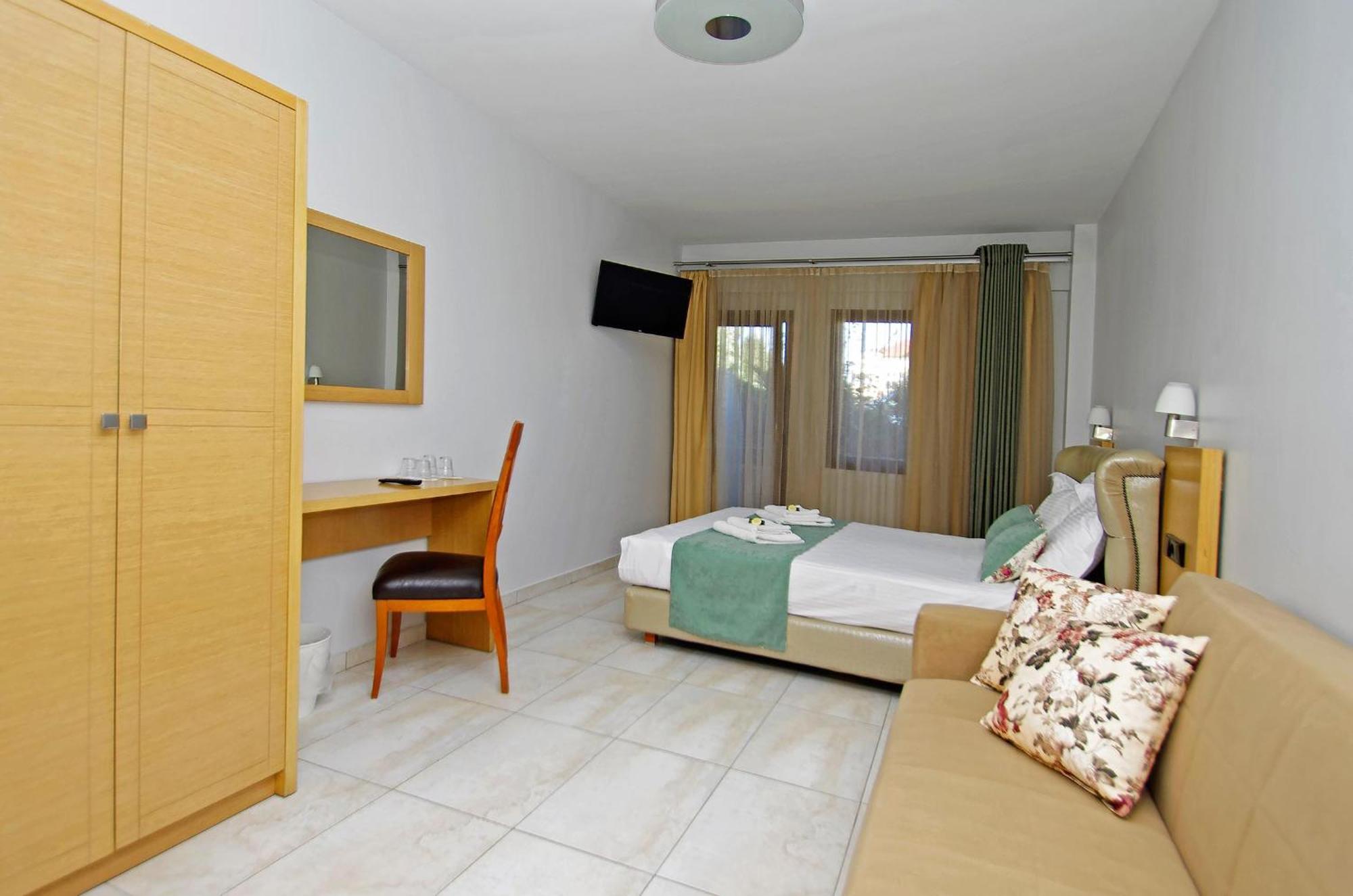 Principal New Leisure Hotel Paralia Katerinis Bagian luar foto